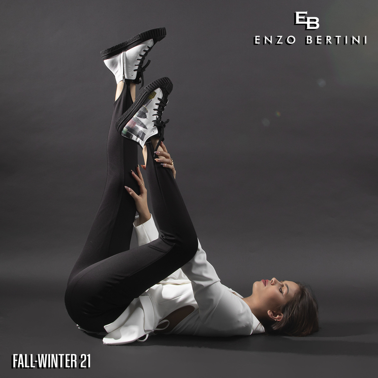 Sneakers femei Enzo Bertini alb cu negru din piele 3832DG6061N