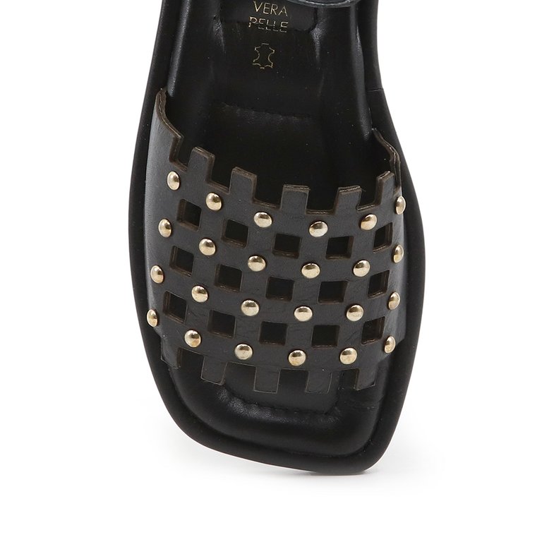 Sandale femei Enzo Bertini negre din piele cu ținte metalice 3343DS3570N 