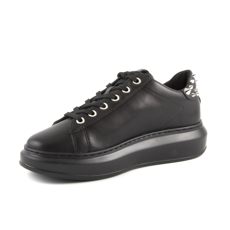 Pantofi sport femei Karl Lagerfeld negri din piele spike 2051DP62529N