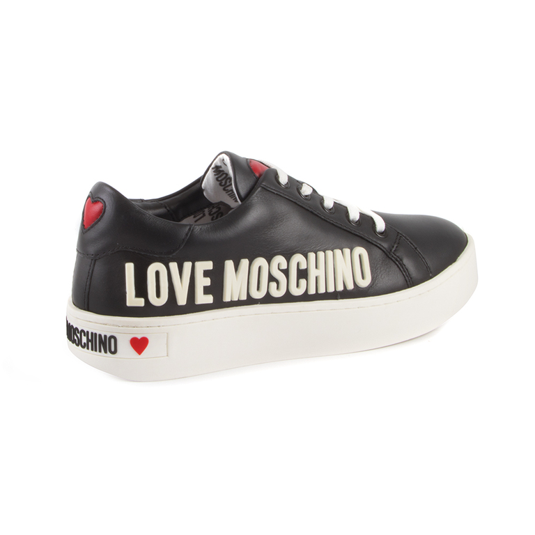 Pantofi sport femei Love Moschino negri din piele cu logo text 2320DP15063N