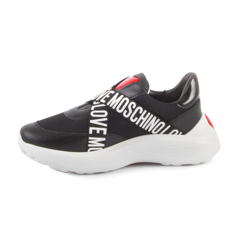 Pantofi sport femei Love Moschino negri din piele cu logo text 2320DP15166N